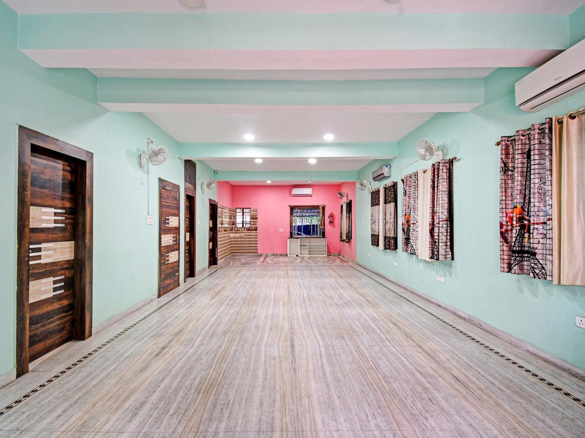 Hotel O Urvashi Guest House Durgápur Kültér fotó